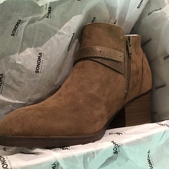 Ankle Boots 6.5M Taupe 2” Heel NWB - Picture 5 of 7